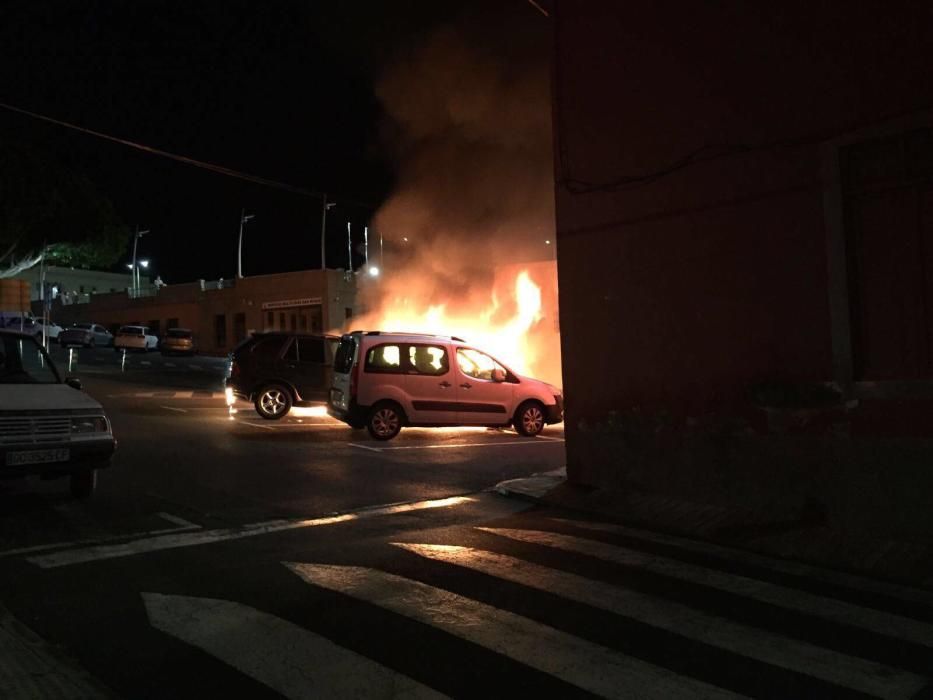 Incendio en Santa María de Guía (13/05/17)