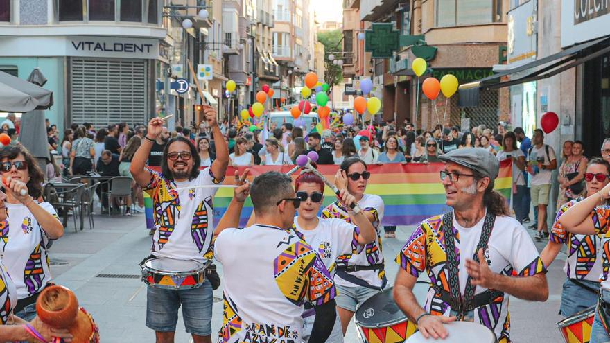 Orgullo para plantarle cara al odio en Elche