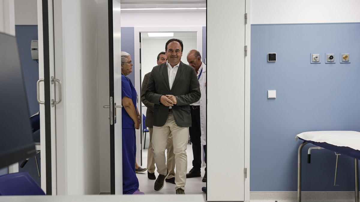 Llorca pide al Gobierno repatriar a los menores de Ceuta: "Donde mejor están es con sus padres"