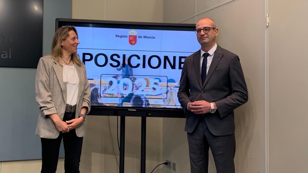 Presentación de la convocatoria de oposiciones a Secundaria para este verano.
