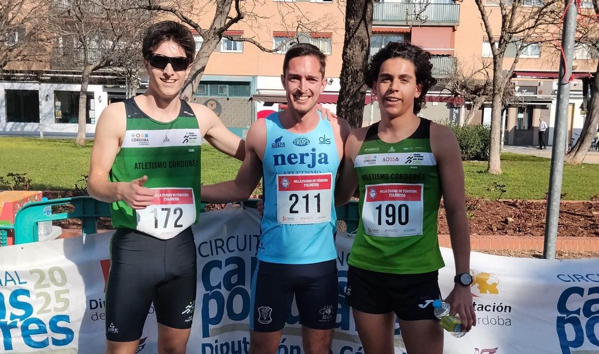 Daniel Gallego, Carlos Salcedo y Marco Rojas, en la meta.