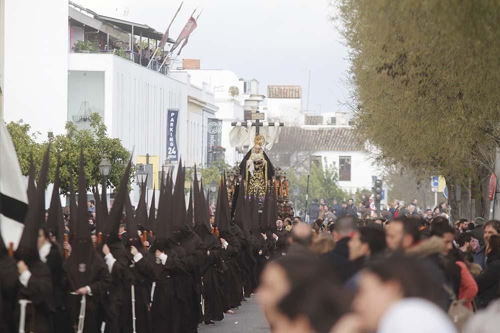 La hermandad de la Soledad en carrera oficial