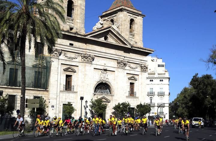 Búscate en nuestra galería del 'Día de la Bicicleta'