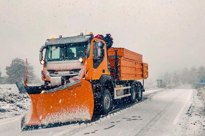GALERÍA | La nieve cubre las calles y carreteras de algunos municipios de Castellón