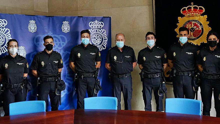 La comisaría recibe a sus ocho policías en prácticas | POLICÍA