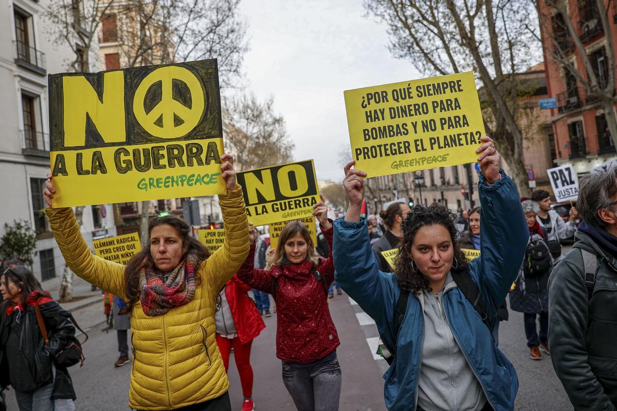 Las imágenes de la manifestación del "no a la guerra" en Madrid.