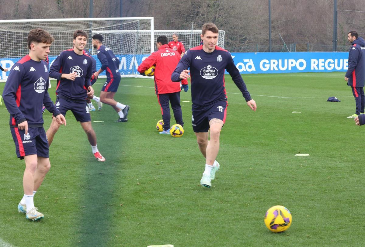 El Dépor prepara el partido contra el Eldense