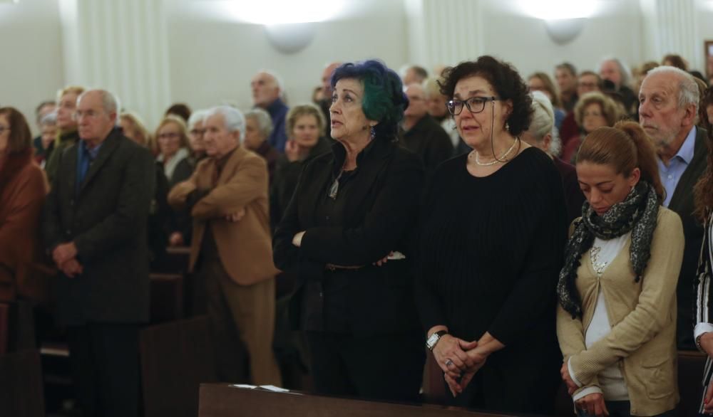 Familiares, amigos, autoridades políticas y sociedad civil despiden al exregidor de Vigo en un funeral cargado de solemnidad