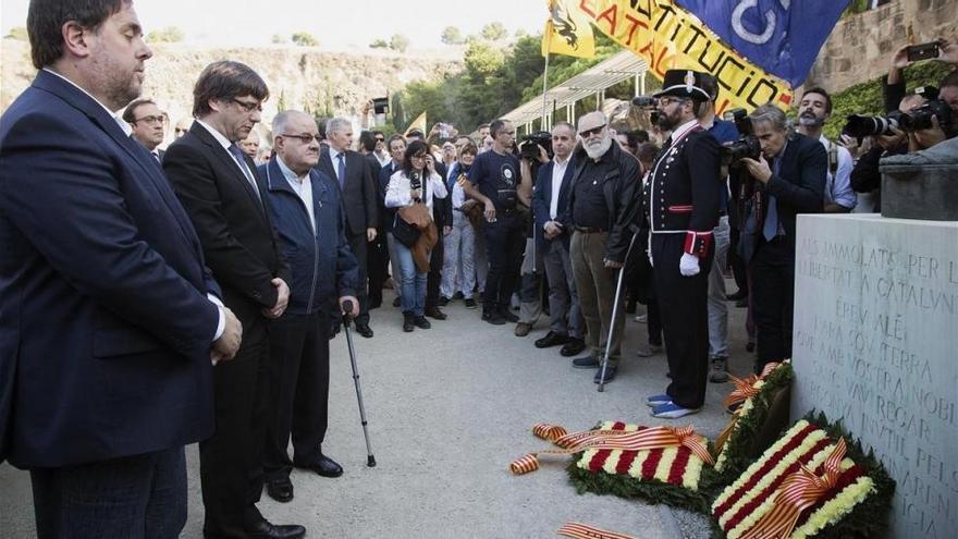 La factura de la DUI, en la mesa de Puigdemont