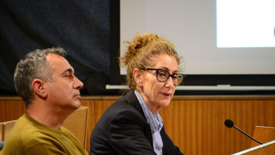 El PP pide a Xiana Abal que explique «los contratos a dedo»