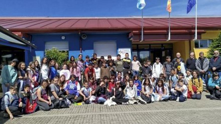 Un centenar de alumnos participaron en una jornada de los centros Curros Enríquez en Celanova