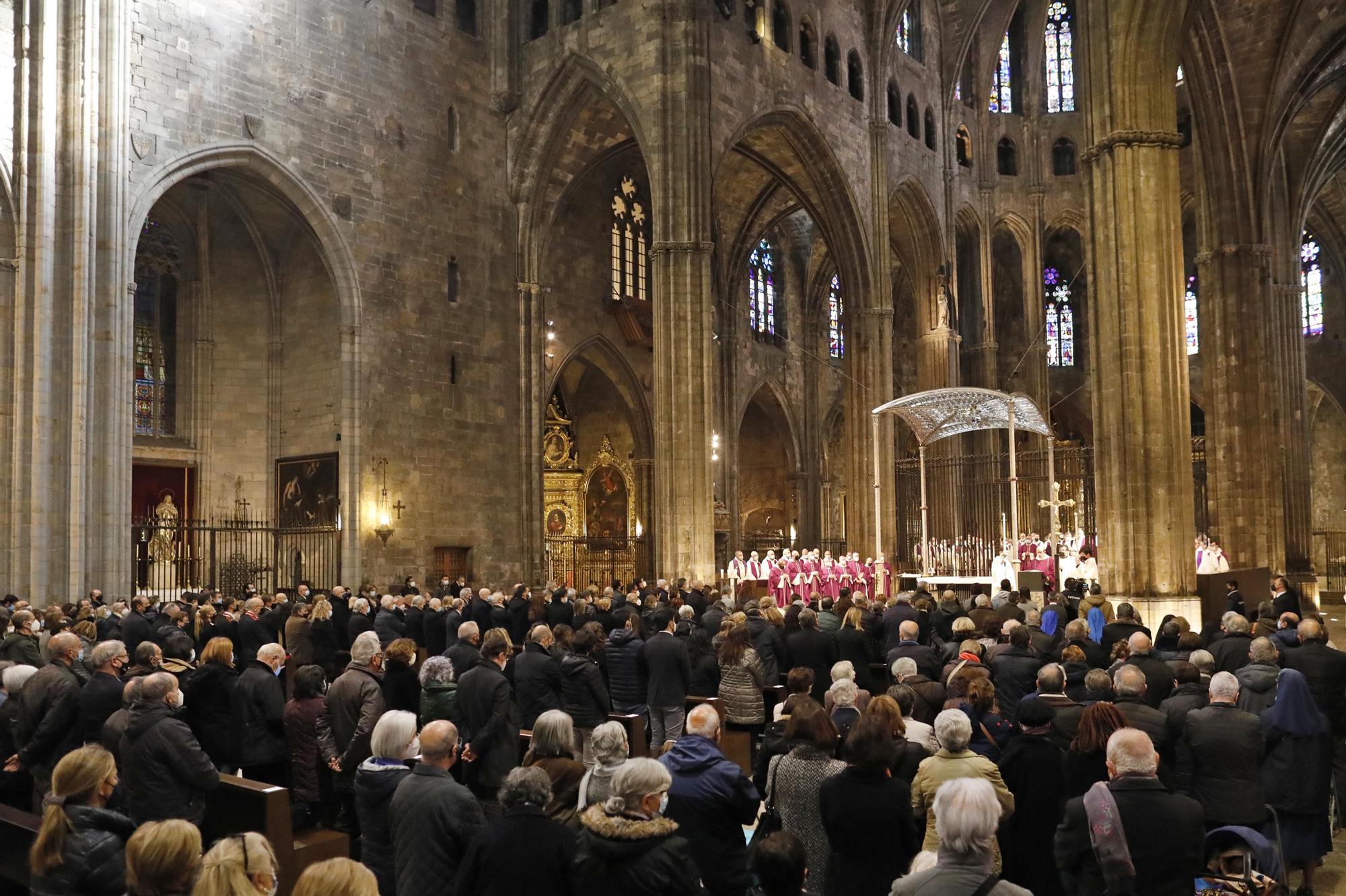 La Catedral de Girona s'omple per acomiadar Francesc Pardo