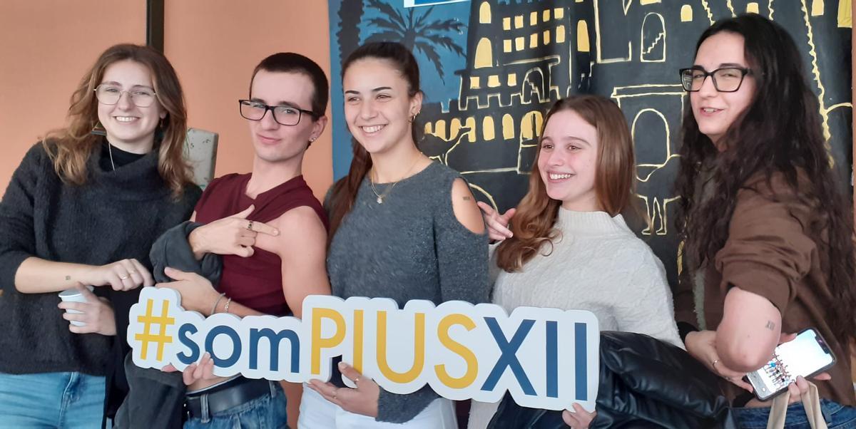 Así fue el Primer Encuentro Intergeneracional de alumnos organizado por el Pius XII Así fue el Primer Encuentro Intergeneracional de alumnos organizado por el Pius XII