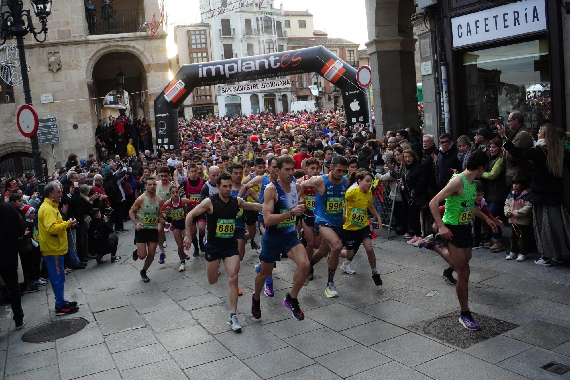 GALERÍA | Así ha sido la San Silvestre Zamorana de 2022