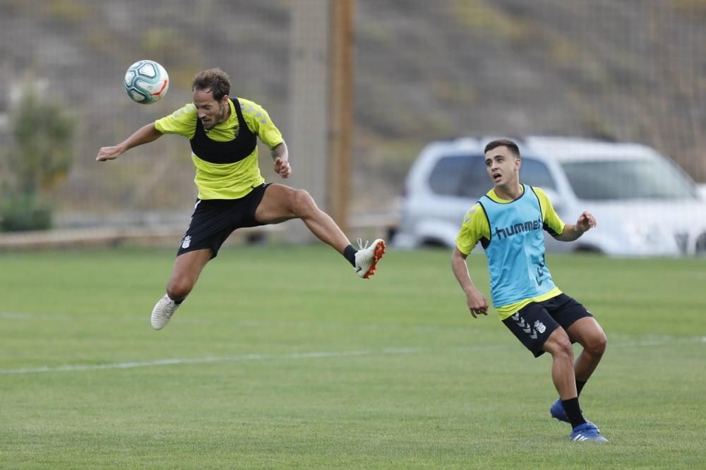 Primer entrenamiento de la UD Las Palmas en su fas