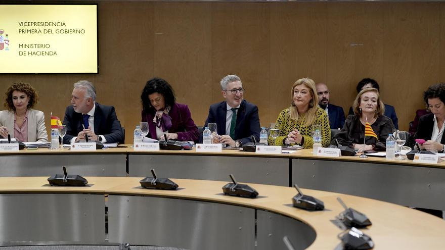 ¿Qué implican los nuevos objetivos de déficit autonómico propuestos por el Gobierno?