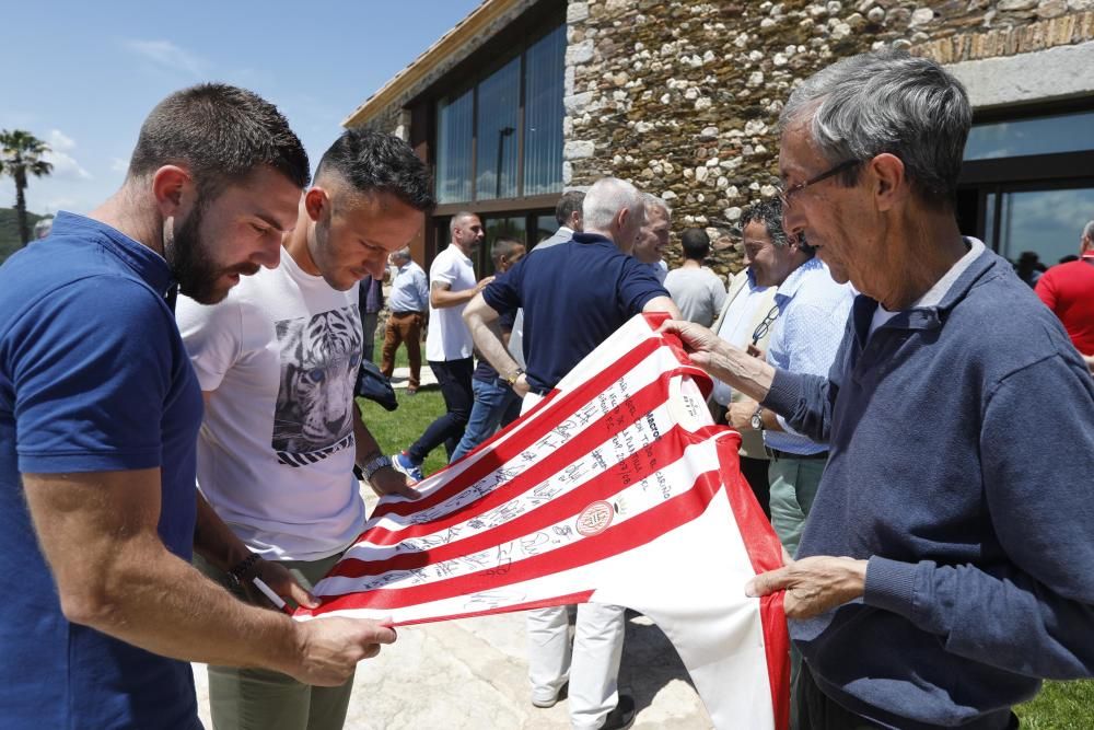 Homenatge a la plantilla del Girona FC que va assolir l''ascens a Segona fa 10 anys