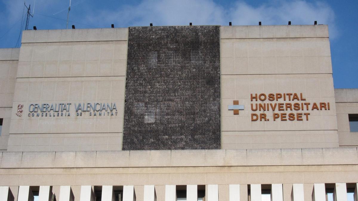 El responsable de Sanidad de UGT PV se vacunó en el Hospital Universitari Dr. Peset de València.