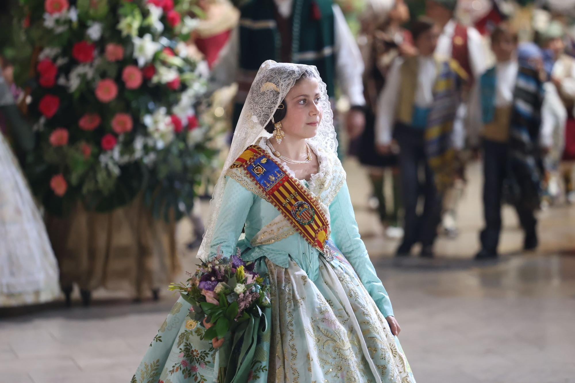 Las falleras mayores de las comisiones en la Ofrenda del 18 de Marzo (y II)