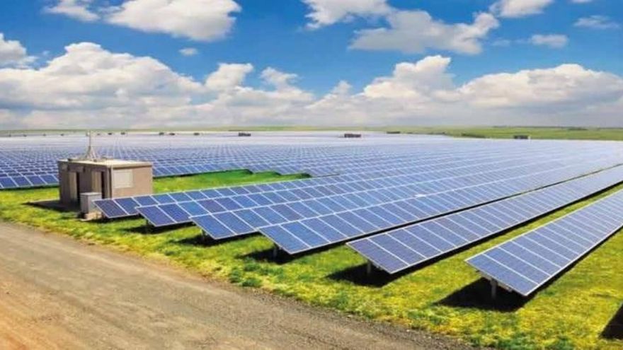 Confluència Sostenible estén a la societat el debat sobre la planta solar de Das