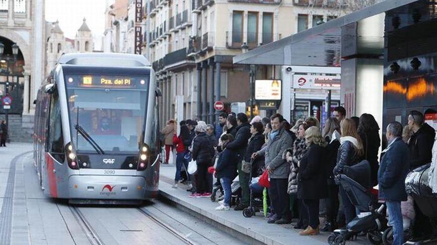 El tranvía se plantea hacer huelga y más de 4.000 peñistas irán a Valdespartera