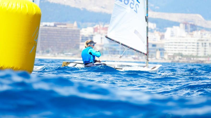 Sofía Salvà, campeona de Optimist en una emocionante Setmana de Vela - Trofeu Durán