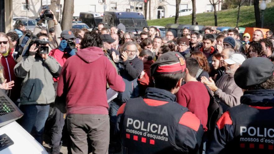 La policia nacional deté cinc persones més en el marc de l&#039;operatiu pel tall de l&#039;AVE