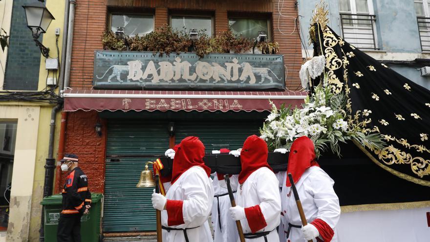 Gijón celebra la madrugadora procesión del Sábado Santo: este es el recorrido y horario