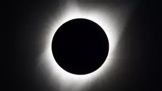Cuenta atrás para el eclipse del siglo: Catalunya ya prepara un detallado mapa con los mejores lugares para disfrutar de este fenómeno