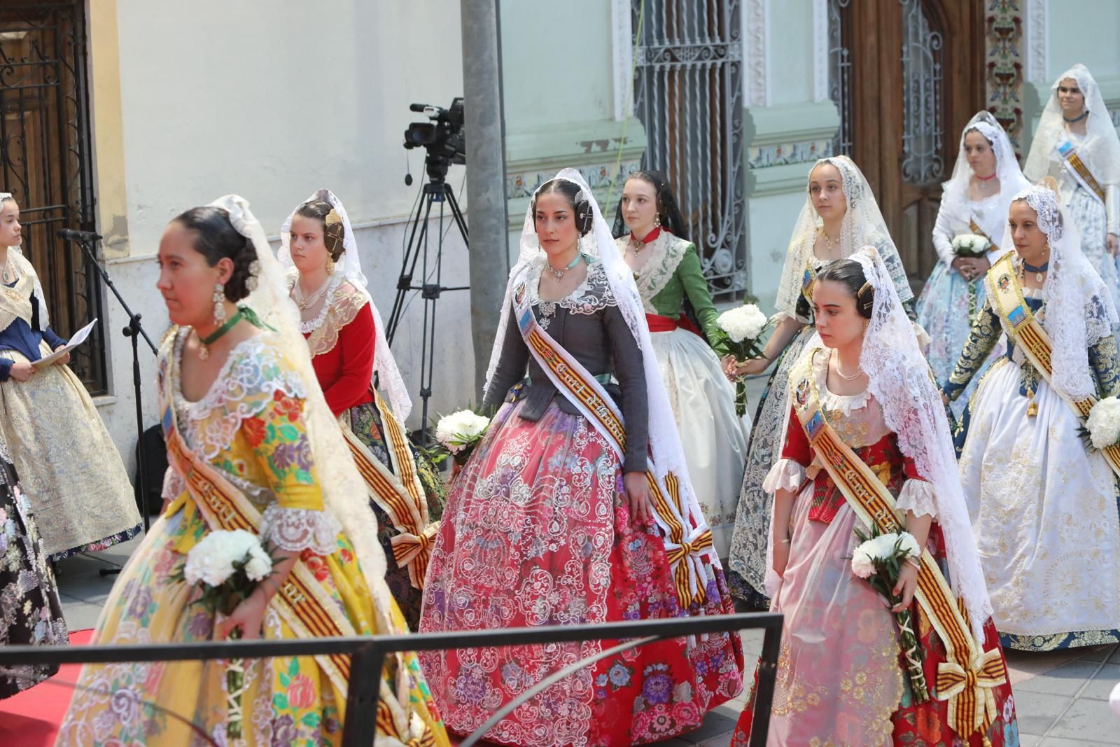 Búscate en la ofrenda a la Virgen en Torrent