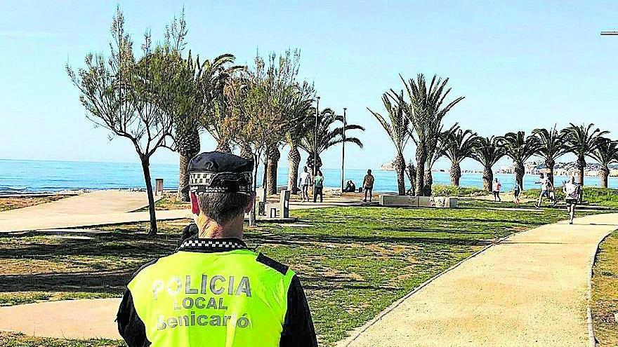 Benicarló realizará más controles policiales para evitar botellones con multas de... ¡600 euros!