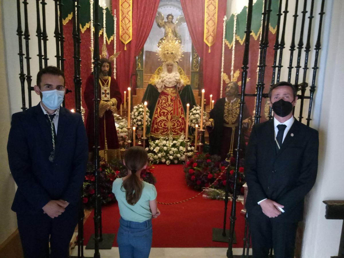 Virgen de Palma y Esperanza de Palma del Río.