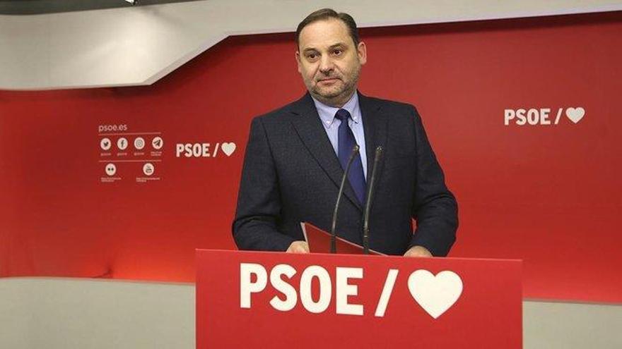 El PSOE presume de que fue Sánchez quien apartó a Chaves y Griñán