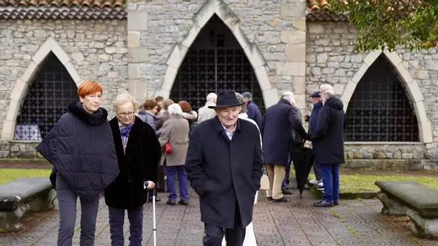 Luto en Gijón: fallece "Donvi", histórico párroco de Granda durante dos décadas