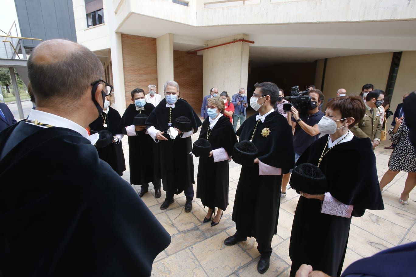 Ximo Puig asiste a la apertura del curso 2020-21 de la Universidad de Alicante