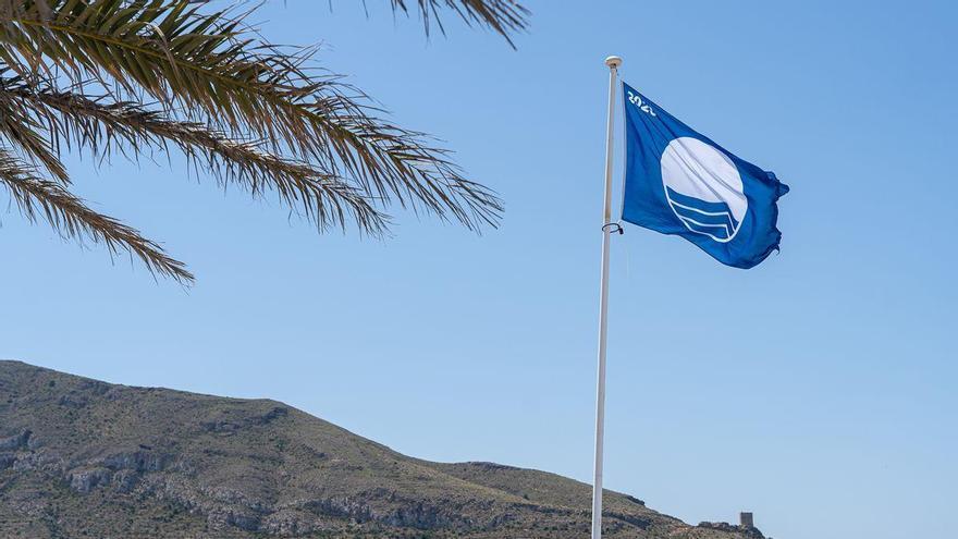 Estas son las playas de la Región de Murcia que lucirán la Bandera Azul este verano: la lista completa