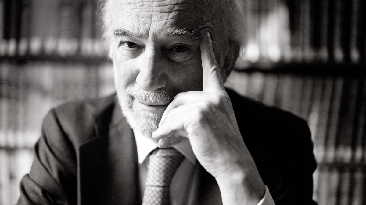 Santiago Muñoz Machado, director de la RAE, fotografiado en la sede de la institución en Madrid.