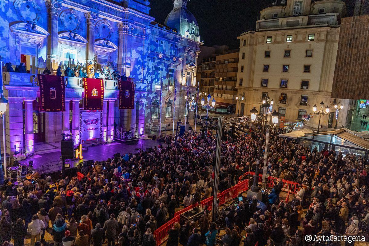 El tradicional festejo ha vuelto, después de la pandemia, a las calles de la ciudad portuaria con más ganas que nunca