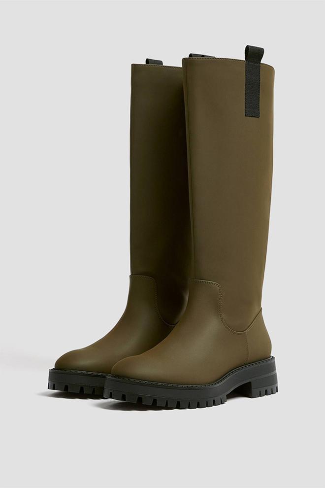 Botas de agua engomadas caqui de Pull&amp;Bear