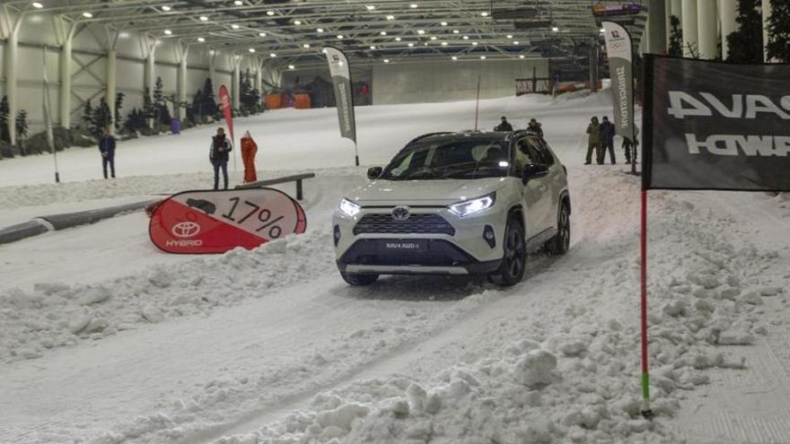 Toyota HYBRID AWD-I, més tracció i menys consum