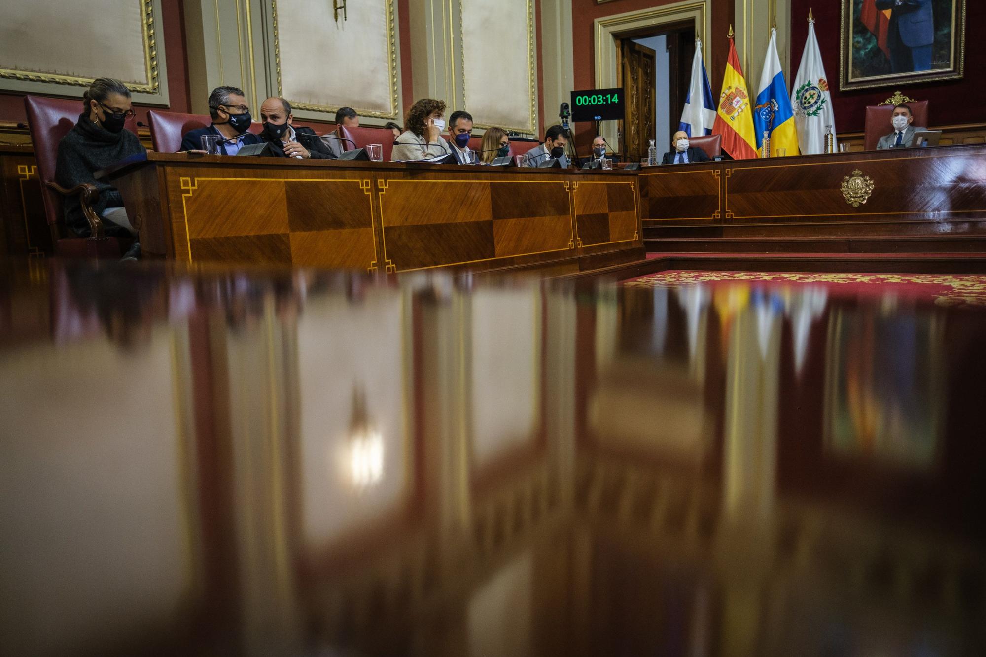 Pleno extraordinario del Ayuntamiento de Santa Cruz