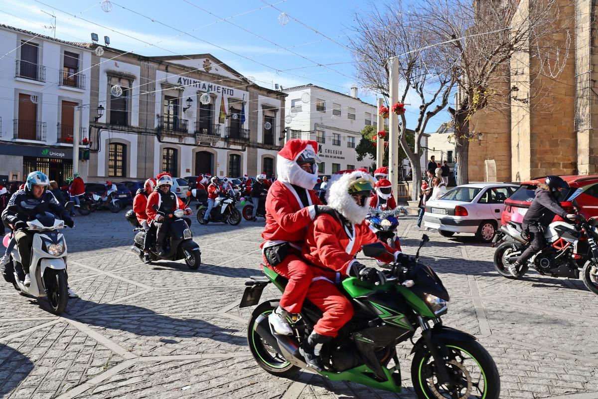 Fotogalería | Así fue la 'Papanoleada' motera de Arroyo de la Luz