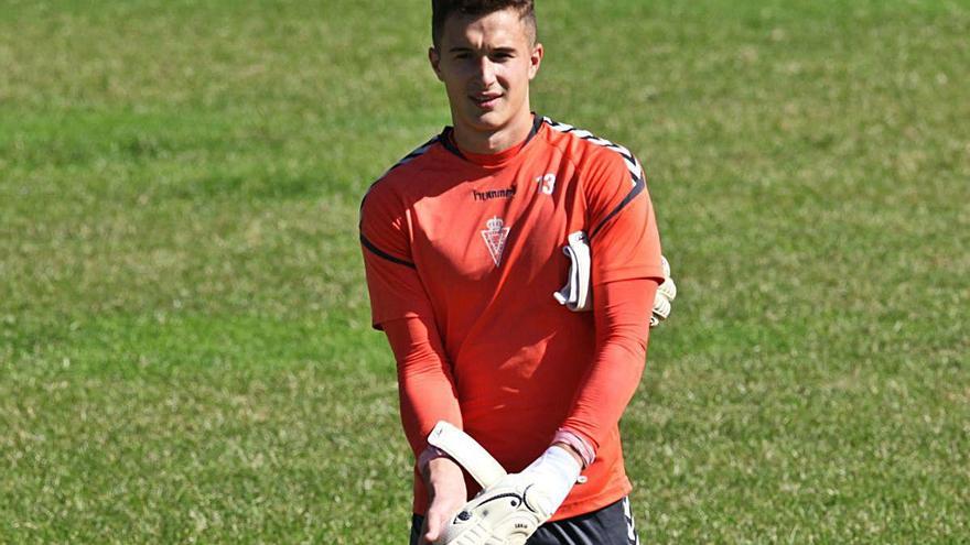 El portero Tanis Marcellán, del Real Murcia, en una foto de archivo.