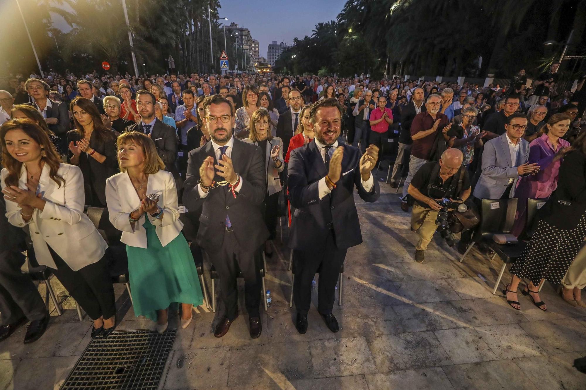 Elche conmemora el dia de la fiesta nacional