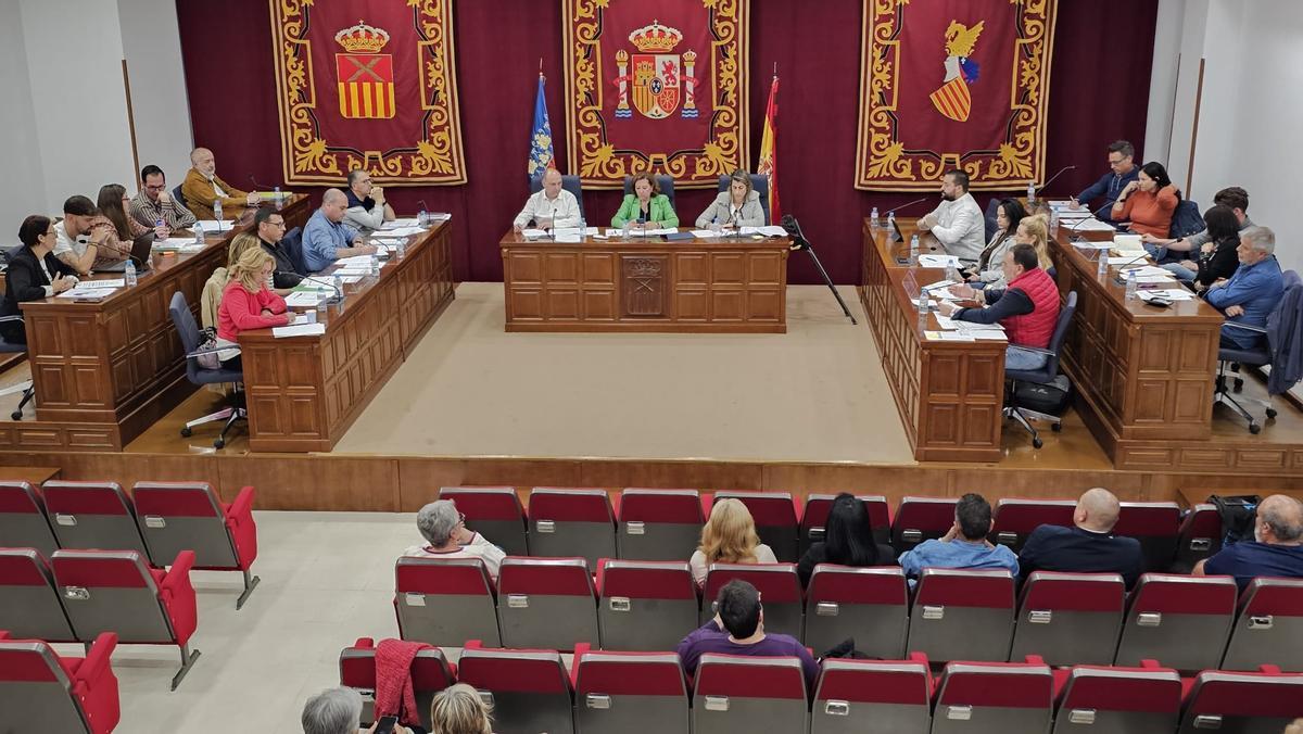 Pleno del Ayuntamiento de Almoradí