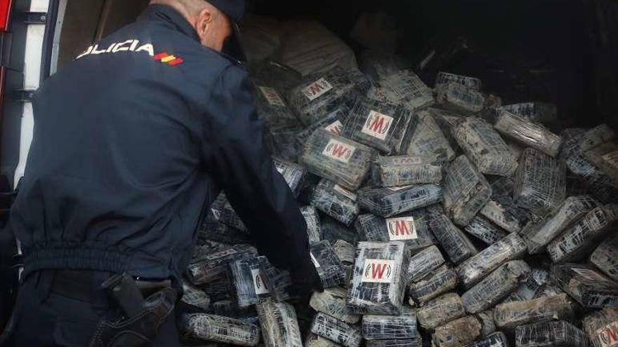 Cocaína incautada por la Policía.