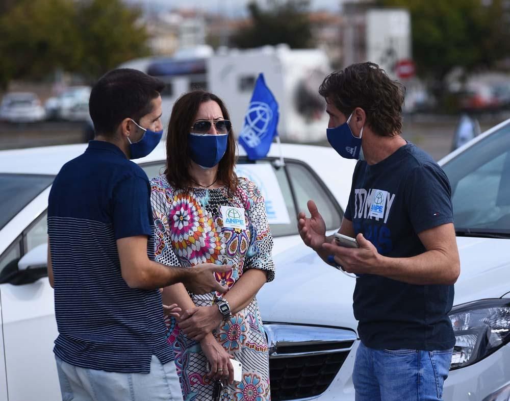 Caravana sindical para pedir más medios en los centro educativos