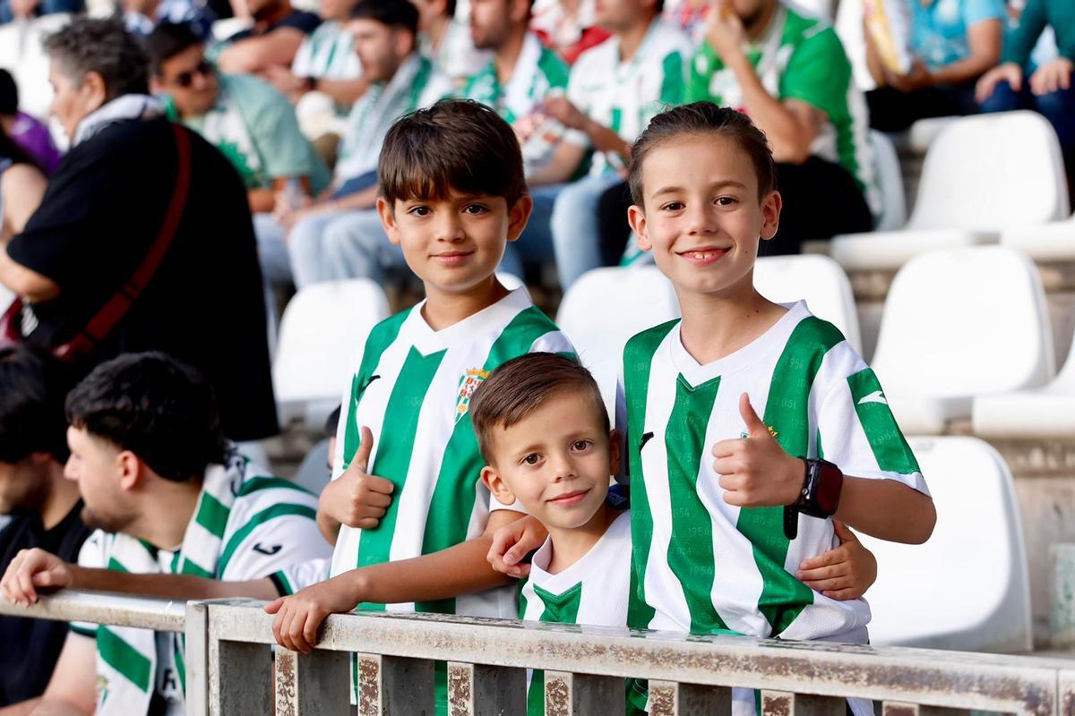 Córdoba CF-Albacete | Las imágenes de la afición en El Arcángel