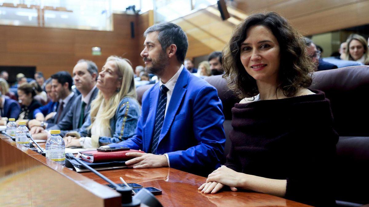 Isabel Díaz Ayuso en el Pleno de la Asamblea de Madrid para aprobar los presupuestos de 2024 de la Comunidad