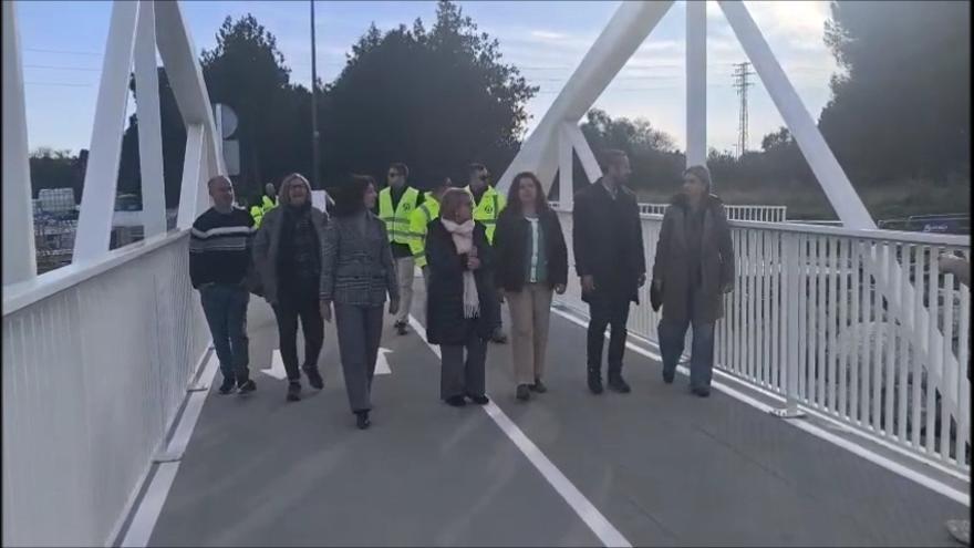 Abre la nueva pasarela ciclopeatonal entre Alcàsser y Picassent